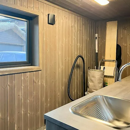 بيت للعطل Stylish In Scenic سترين